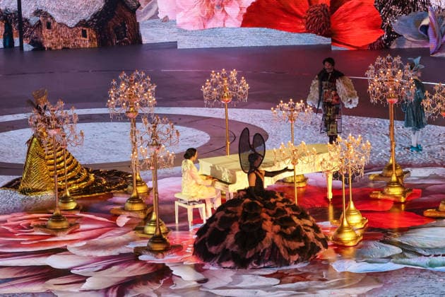 Gloria Campaner performs during the Closing Ceremony of the Milano Cortina 2026 Olympic Games, Olympische Spiele, Olympia, OS at Verona Arena in Verona, Italy, on Sunday, February 22, 2026. Norway won the most medals with a total of 41, with the United States following at 33.  ITA20260222153 AARONxJOSEFCZYK