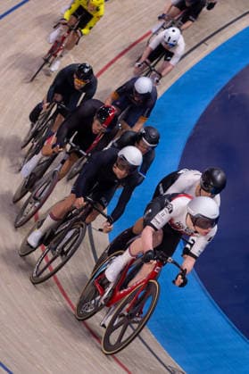 Action from the second heat of the Mens Points Race. Lloyds National Track cycling, Rad, Radsport, Bahnrad, Bahn Championship, National Cycling Centre, Manchester, England, 22nd Feb 2026. Copyright: xSeanxWalshx Sportspressphoto_SPR96551
