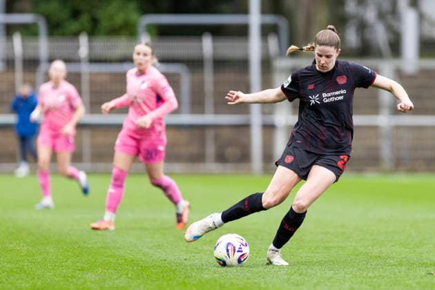 Google Pixel Frauen-Bundesliga: Bayer 04 Leverkusen - TSG 1899 Hoffenheim; 22.02.2026 Lilla Turanyi (Bayer 04 Leverkusen, 24) am 19. Spieltag der Google Pixel Frauen-Bundesliga im Spiel von Bayer 04 Leverkusen gegen die TSG 1899 Hoffenheim am 22.02.2026 im Ulrich-Haberland-Stadion in Leverkusen. Copyright: xBEAUTIFULxSPORTS Meuselx