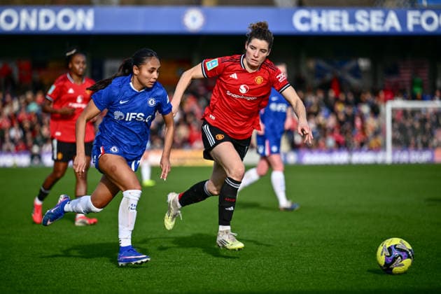 Alyssa Thompson (12 Chelsea) in action during the Adobe Women s FA Cup match between Chelsea and Manchester United, ManU at Kingsmeadow on February 22, 2026 in Kingston upon Thames, England. (Photo by Yaroslav Dunka Sports Press Photo) Copyright: xYaroslavxDunkax xSPPx Sportspressphoto_SPR96789