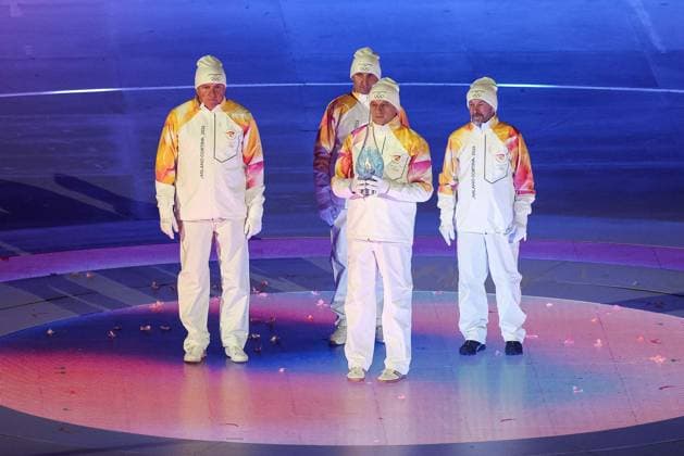 GIOCHI OLIMPICI - Olimpiadi Invernali Milano-Cortina 2026 - Closing Ceremony The Olympic flame carried in the Arena di Verona during the Closing Ceremony of the Olympic Winter games, Winterspiele,Spiele, Summer games Milano-Cortina 2026,on February 22, 2026 at Arena di Verona in Verona, Italy Cortina D Ampezzo Italy  Copyright: xIPAxSport ABACAx