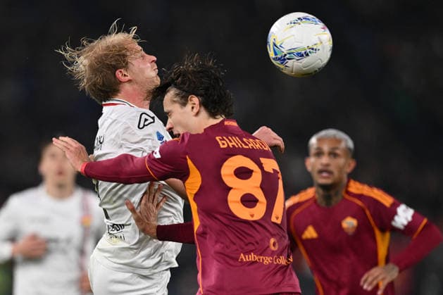 CALCIO - Serie A - AS Roma vs US Cremonese Morten Thorsby of U.S. Cremonese and Daniele Ghilardi of A.S. Roma are in action during the 26th day of the Serie A Championship between A.S. Roma and U.S. Cremonese at the Olympic Stadium on February 22, 2026 in Rome, Italy. Rome Italy  Copyright: xIPAxSport ABACAx
