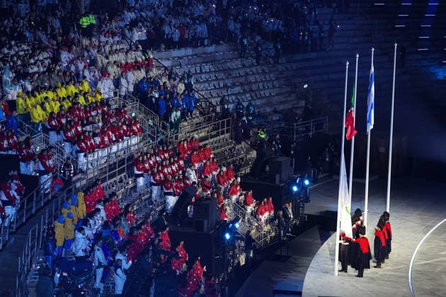 GIOCHI OLIMPICI - Olimpiadi Invernali Milano-Cortina 2026 - Closing Ceremony Granatieri di Sardegna during the Olympic Anthem during the Closing Ceremony of the Olympic Winter games, Winterspiele,Spiele, Summer games Milano-Cortina 2026,on February 22, 2026 at Arena di Verona in Verona, Italy Cortina D Ampezzo Italy  Copyright: xIPAxSport ABACAx