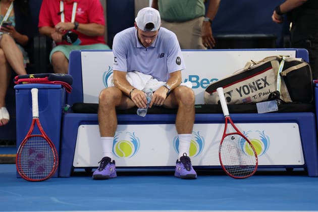 February 22, 2026, Delray Beach, Florida, USA: TOMMY PAUL (USA) in between sets during the Men™s Singles Finals match at Delray Beach Tennis Center. Delray Beach USA - ZUMA 20260222_mda_v151_242 Copyright: xLorenzoxVasquezx