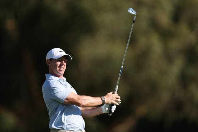 February 22, 2026, Pacific Palisades, California, USA: RORY MCILROY plays a tee shot on the 16th hole during the final round of the Genesis Invitational at the Riviera Country club in Pacific Palisades, California. Pacific Palisades USA - ZUMAt158 20260222_zsp_t158_195 Copyright: xBrentonxTsex