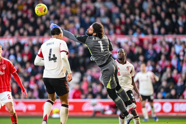Nottingham Forest v Liverpool - Premier League Alisson Becker of Liverpool plays during the Premier League match between Nottingham Forest and Liverpool at the City Ground in Nottingham, England, on February 22, 2026. Nottingham Nottinghamshire United Kingdom  Copyright: xMIxNewsx originalFilename:fletcher-nottingh260222_npmNw.jpg