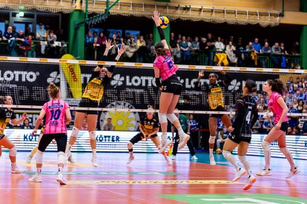 22.02.2026, GER, Volleyball, Frauen, Saison 25 26, ZOI DVV-Pokal, Halbfinale, VfB 91 Suhl Lotto Thueringen - Allianz MTV Stuttgart Lydia Grote (Allianz MTV Stuttgart) 98527 Suhl Sporthalle Wolfsgrube Thüringen Deutschland