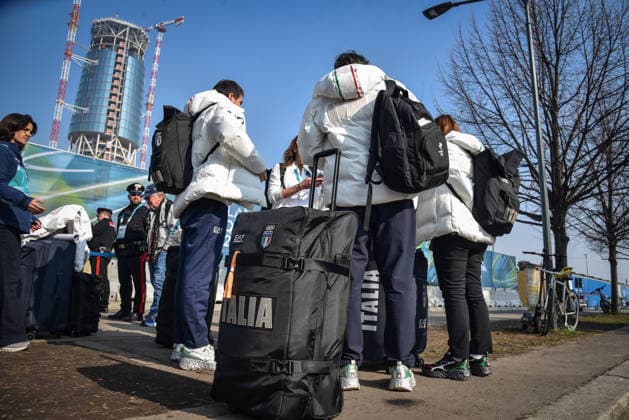 February 23, 2026, Milano, MI: Finite le Olimpiadi gli atleti lasciano il villaggio olimpico delle Olimpiadi Milano Cortina 2026, Milano 23 Febbraio 2026.ANSA MATTEO CORNER..After the Olympics, the athletes leave the Olympic Village of the Milan Cortina 2026 Olympics, Milan, February 23th, 2026..ANSA MATTEO CORNER Finite Le Olimpiadi Gli Atleti Lasciano Il Villaggio Olimpico Delle Olimpiadi Milano Cortina 2026  - ZUMAa110 20260223_zaf_a110_001 Copyright: xAnsax