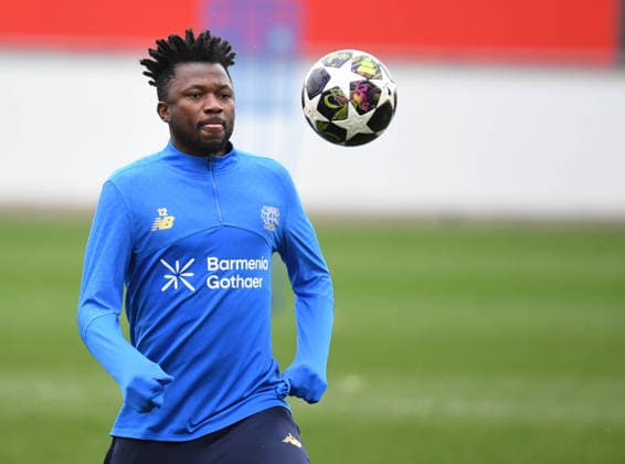 23.02.2026, xophax, Fussball , UEFA Champions League , 2025 2026 , Training von Bayer Leverkusen vor dem Spiel gegen Olympiakos Piräus. Edmond Tapsoba (Bayer Leverkusen ) Leverkusen