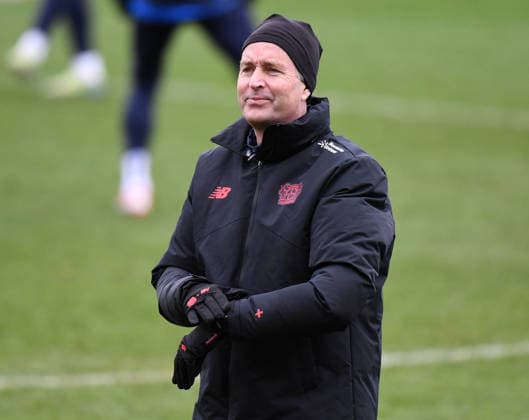 23.02.2026, xophax, Fussball , UEFA Champions League , 2025 2026 , Training von Bayer Leverkusen vor dem Spiel gegen Olympiakos Piräus. Trainer Kasper Hjulmand ( Bayer Leverkusen ) Leverkusen