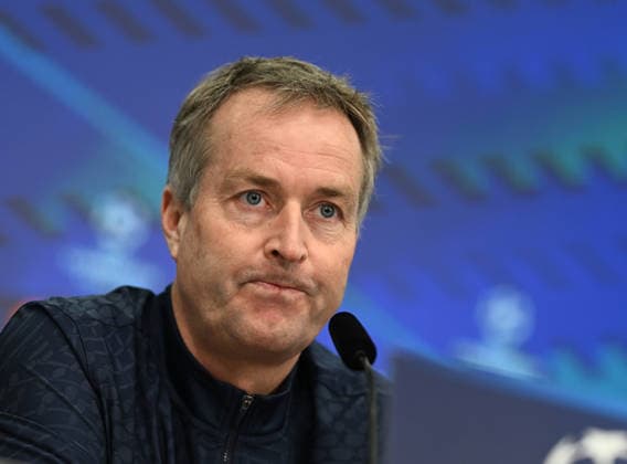 23.02.2026, xophax, Fussball , UEFA Champions League , 2025 2026 , Pressekonferenz von Bayer Leverkusen vor dem Spiel gegen Olympiakos Piräus. Trainer Kasper Hjulmand ( Bayer 04 Leverkusen ) Leverkusen