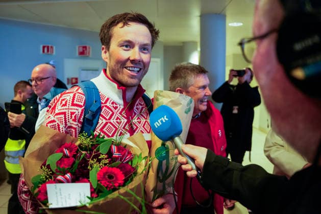 Johannes Hosflot Klaebo lander pa Vaernes lufthavn Stjordal 20260223. Emil Iversen tilbake pa norsk jord etter OL i Italia. Foto: Ole Martin Wold NTB Stjordal Norge EDITORIAL USE ONLY. RESTRICTED USE FOR BETTING COMPANIES Ref:_SPOubYq3Vs5Ug8.jpg *** Johannes Hosflot Klaebo lands at Vaernes Airport Stjordal 20260223 Emil Iversen back on Norwegian soil after the Olympics in Italy Photo Ole Martin Wold NTB Stjordal Norway EDITORIAL USE ONLY RESTRICTED USE FOR BETTING COMPANIES  Copyright: xOlexMartinxWoldx xNTBx