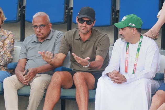 Roger Federer ist Ehrengast beim Turnier, Llks DDF CEO Ramesh Cidambi and rechts Turnierdirektor Sahlah Tahlak, Dubai Duty Free Tennis Championships, Dubai, U.A.E. Tennis - Dubai Tennis Championships 2025 - ATP, Tennis Herren - Dubai Duty Free Tennis Stadium - Dubai - - United Arab Emirates - 23 February 2026. Copyright: xJuergenxHasenkopfx