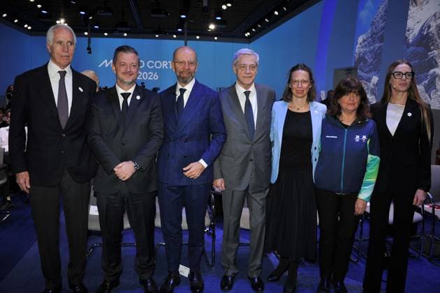 foto Mario Romano IPP Milano 23 02 2026 Evento: -PASSIONE SENZA LIMITI. ALLIANZ ED IL VIAGGIO PARALIMPICO- nella foto Giovanni Malagò, presidente Fondazione Milano Cortina 2026, Andrew Parsons, President International Paralympic Committee (IPC), Giacomo Campora, amministratore delegato Allianz Italia, Maurizio Devescovi. Vice Direttore Generale Allianz Italia, Eike Buergel, Head of Olympi and Paralympic Partnership Allianz SE, Maria Laura Iascone, cerimonie Director Milano Cortina 2026 e Valentina Sestan, responsabile della partnership Olimpica e Paralimpica Allianz Italia Italy Photo Press - World Copyright italy ITALY  Copyright: xR4924_italyphotopressx