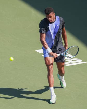 Giovanni Mpetshi Perricard, Dubai Duty Free Tennis Championships, Dubai, U.A.E. Tennis - Dubai Tennis Championships 2025 - ATP, Tennis Herren - Dubai Duty Free Tennis Stadium - Dubai - - United Arab Emirates - 23 February 2026. Copyright: xJuergenxHasenkopfx
