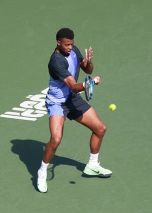Giovanni Mpetshi Perricard, Dubai Duty Free Tennis Championships, Dubai, U.A.E. Tennis - Dubai Tennis Championships 2025 - ATP, Tennis Herren - Dubai Duty Free Tennis Stadium - Dubai - - United Arab Emirates - 23 February 2026. Copyright: xJuergenxHasenkopfx