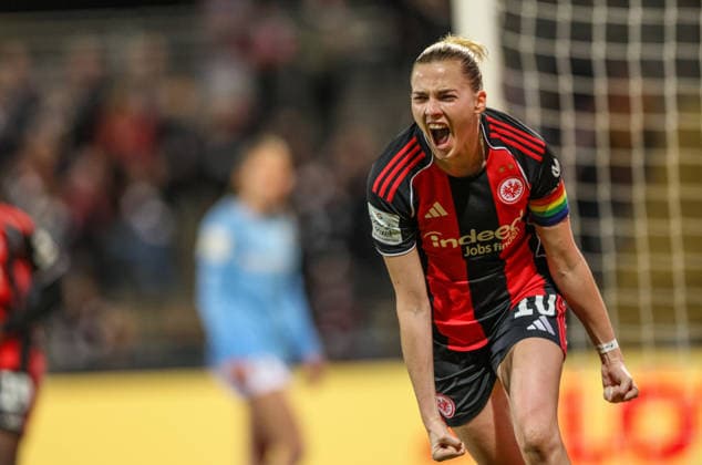 GER, Frankfurt, Eintracht Frankfurt vs SC Freiburg, Google Pixel Bundesliga, Fussball, DFB, Spielzeit 2025 2026, Stadion am Brentanobad, 19. Spieltag im Bild: Laura Freigang (Eintracht Frankfurt Frauen 10), 1:0, Tor, Jubel und Freude, Emotionen DFB DFL REGULATIONS PROHIBIT ANY USE OF PHOTOGRAPHS AS IMAGE SEQUENCES AND OR QUASI-VIDEO, 23.02.2026 *** GER, Frankfurt, Eintracht Frankfurt vs SC Freiburg, Google Pixel Bundesliga, Football, DFB, Season 2025 2026, Stadion am Brentanobad, 19 Matchday in picture Laura Freigang Eintracht Frankfurt Women 10 , 1 0, Goal, Cheering and joy, Emotions DFB DFL REGULATIONS PROHIBIT ANY USE OF PHOTOGRAPHS AS IMAGE SEQUENCES AND OR QUASI VIDEO, 23 02 2026 Copyright: HMBxMedia HendrikxHamelau