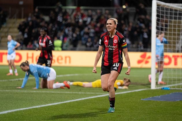 23.02.2026, xhfmx, Fussball Google Pixel Frauen-Bundesliga, Eintracht Frankfurt - SC Freiburg Laura Freigang (Eintracht Frankfurt Frauen) bejubelt Ihren Treffer zum 1:0 gegen Freiburg. Tor, Goal, Jubel, Celebration (DFL DFB REGULATIONS PROHIBIT ANY USE OF PHOTOGRAPHS as IMAGE SEQUENCES and or QUASI-VIDEO) Frankfurt am Main