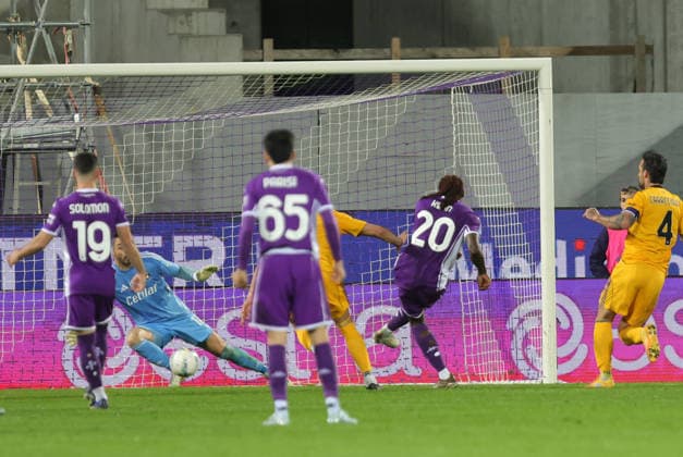 ACF Fiorentina v Pisa SC - Campionato Serie A Moise Kean of ACF Fiorentina scores the goal during the Italian Serie A football match between ACF Fiorentina and Pisa SC,on February 23 ,2026 at the Artemio-Franchi stadium in Florence. Firenze FI Italy  Copyright: xAndreaxMartinix originalFilename:martini-acffiore260223_npT5k.jpg