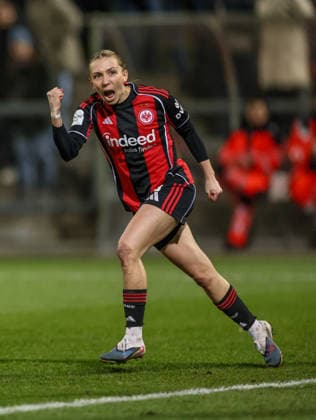 GER, Frankfurt, Eintracht Frankfurt vs SC Freiburg, Google Pixel Bundesliga, Fussball, DFB, Spielzeit 2025 2026, Stadion am Brentanobad, 19. Spieltag im Bild: Elisa Senß (Eintracht Frankfurt Frauen 6) erzielt das 2:0, Tor, Jubel und Freude, Emotionen DFB DFL REGULATIONS PROHIBIT ANY USE OF PHOTOGRAPHS AS IMAGE SEQUENCES AND OR QUASI-VIDEO, 23.02.2026 Copyright: HMBxMedia HendrikxHamelau