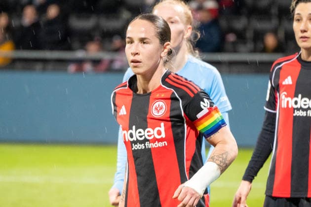 Deutschland: Fussball Google Pixel Frauen-Bundesliga 2025 2026 - Eintracht Frankfurt vs SC Freiburg - 19. Spieltag - Am Brentanobad-Stadion (Frankfurt): portrait, Porträt, Einzelbild Geraldine Reuteler (Eintracht Frankfurt,14) Copyright: xOrhanxHabashx