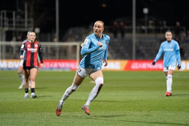 23.02.2026, xhfmx, Fussball Google Pixel Frauen-Bundesliga, Eintracht Frankfurt - SC Freiburg Tessa Blumenberg (SC Freiburg Frauen) (DFL DFB REGULATIONS PROHIBIT ANY USE OF PHOTOGRAPHS as IMAGE SEQUENCES and or QUASI-VIDEO) Frankfurt am Main