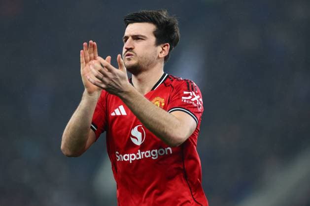 Harry Maguire of Manchester United, ManU Everton v Manchester United, Premier League, Football, Hill Dickinson Stadium, Liverpool, UK - 23 Feb 2026Liverpool Hill Dickinson Stadium United Kingdom EDITORIAL USE ONLY No use with unauthorised audio, video, data, fixture lists, club league logos or live services. Online in-match use limited to 120 images, no video emulation. No use in betting, games or single club league player publications. Copyright: xPaulxCurrie Shutterstockx 16692802ah