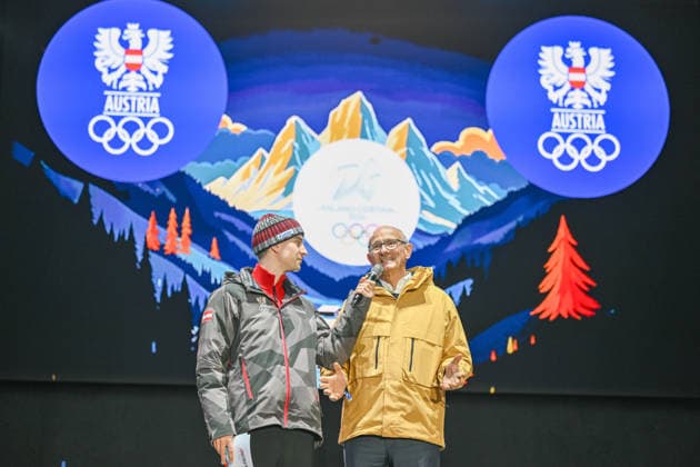 OLYMPICS - Winter Olympic Games, Olympische Spiele, Olympia, OS Milano Cortina 2026 INNSBRUCK,AUSTRIA,23.FEB.26 - OLYMPICS - Winter Olympic Games Milano Cortina 2026, Olympic Team Austria, medal celebration. Image shows governor Anton Mattle (Tyrol).  GEPAxpictures xDanielxSchoenherr