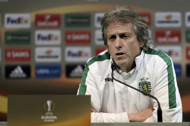 Sporting press conference, PK, Pressekonferenz LISBON, PORTUGAL - DECEMBER 09: Sporting Lisbon s head coach Jorge Jesus attends a press conference at the Jose Alvalade Stadium in Lisbon, Portugal, on December 09, 2015. Sporting Lisbon will play against Besiktas in their UEFA Europa League Group H soccer match at Alvalade stadium on December 10, 2015 in Lisbon. Lizbon Portugal. Editorial use only. Please get in touch for any other usage.  Copyright: x2025xAnadoluxBurakxAkbulutx