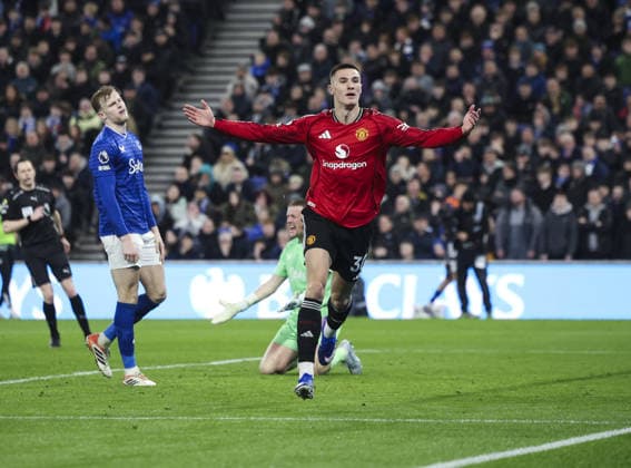 Everton v Manchester Utd, FA Premier League 23.02.26 Everton v Manchester Utd, FA Premier League Bradley Ormesher The Times Benjamin Sesko of Manchester Unitedscores and celebrates scoring his teams opening goal of the match 0-1  Copyright: xBradleyxOrmesherx NINTCHDBPICT001061643327