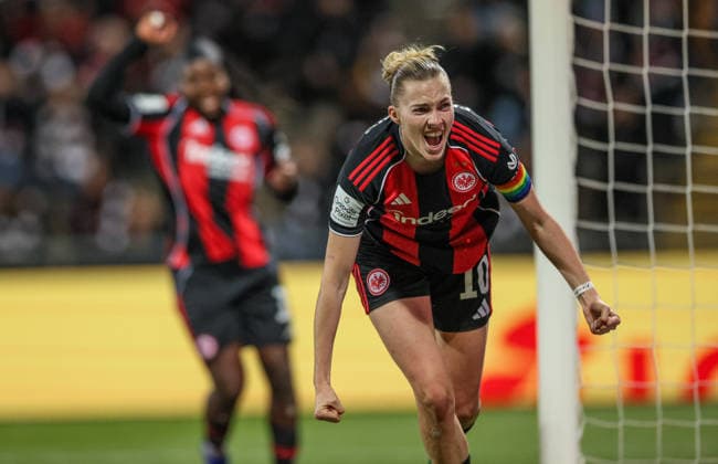 GER, Frankfurt, Eintracht Frankfurt vs SC Freiburg, Google Pixel Bundesliga, Fussball, DFB, Spielzeit 2025 2026, Stadion am Brentanobad, 19. Spieltag im Bild: Laura Freigang (Eintracht Frankfurt Frauen 10), 1:0, Tor, Jubel und Freude, Emotionen DFB DFL REGULATIONS PROHIBIT ANY USE OF PHOTOGRAPHS AS IMAGE SEQUENCES AND OR QUASI-VIDEO, 23.02.2026 Copyright: HMBxMedia HendrikxHamelau