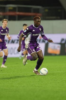 ACF Fiorentina v Pisa SC - Campionato Serie A Moise Kean of ACF Fiorentina controls the ball during the Italian Serie A football match between ACF Fiorentina and Pisa SC,on February 23 ,2026 at the Artemio-Franchi stadium in Florence. Firenze FI Italy  Copyright: xAndreaxMartinix originalFilename:martini-acffiore260223_npgYl.jpg