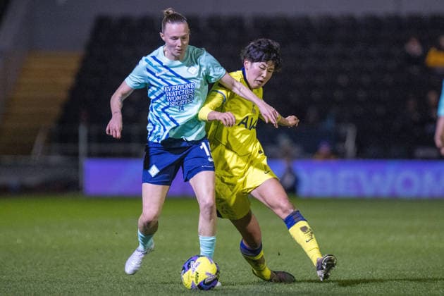 Toko Koga (32 Tottenham Hotspur) and Sanni Franssi (15 London City Lionesses) compete for the ball during the match between London City Lionesses and Tottenham Hotspur in the Adobe Women?s FA Cup 5th Round at CopperJax Community Stadium, Bromley, London, England on Monday 23rd February 2026. Copyright: xClairexJeffreyx xSPPx Sportspressphoto_SPR97079