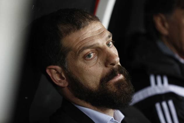 UEFA Europa League: Besiktas vs Tottenham ISTANBUL, TURKEY - DECEMBER 11: Head coach of the Besiktas Slaven Bilic is seen during the UEFA Europa League Group C match between Besiktas JK and Tottenham Hotspur FC at Ataturk Olympic Stadium on December 11, 2014 in Istanbul, Turkey. Istanbul Turkey. Editorial use only. Please get in touch for any other usage.  Copyright: x2025xAnadoluxBülentxDorukx