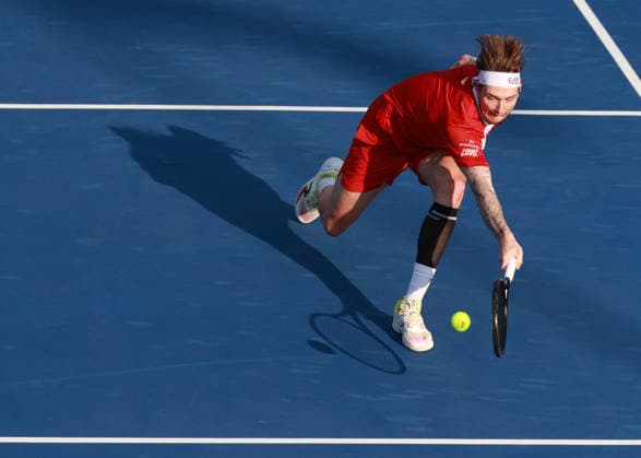 Alexander Bublik, Dubai Duty Free Tennis Championships, Dubai, U.A.E. Tennis - Dubai Tennis Championships 2025 - ATP, Tennis Herren - Dubai Duty Free Tennis Stadium - Dubai - - United Arab Emirates - 24 February 2026. Copyright: xJuergenxHasenkopfx