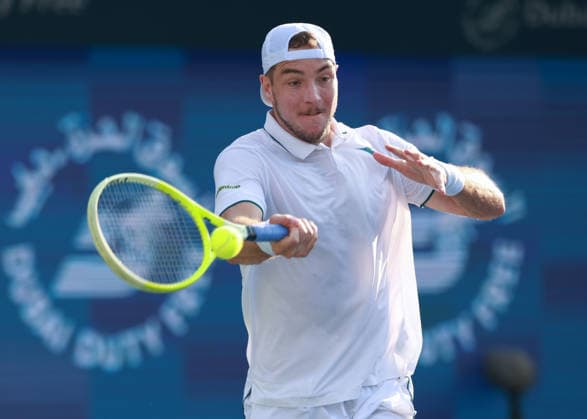 Jan-Lennard Struff (GER), Dubai Duty Free Tennis Championships, Dubai, U.A.E. Tennis - Dubai Tennis Championships 2025 - ATP, Tennis Herren - Dubai Duty Free Tennis Stadium - Dubai - - United Arab Emirates - 24 February 2026. Copyright: xJuergenxHasenkopfx