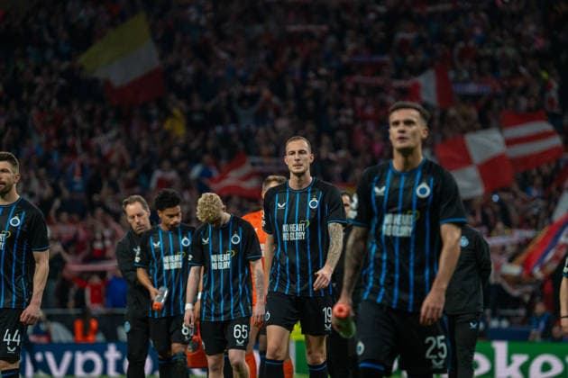 Club Brugge players upset after losing to Atletico de Madrid at the UEFA Champions League match between Atletico de Madrid and Club Brugge KV at the Estadio Riyadh Air Metropolitano in Madrid, Spain Copyright: xAndresxLopezxSheridanxx xSPPx Sportspressphoto_SPR97246