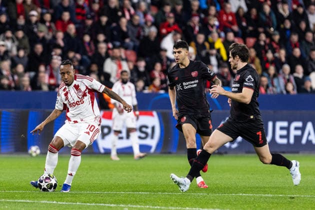 UEFA Champions League: Bayer 04 Leverkusen - Olympiacos FC; 24.02.2026 Gelson Martins (Olympiacos FC, 10) UEFA Champions League: Bayer 04 Leverkusen - Olympiacos FC; BayArena, Leverkusen; 24.02.2026 Copyright: xBEAUTIFULxSPORTS Buriakovx