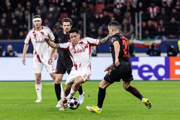UEFA Champions League: Bayer 04 Leverkusen - Olympiacos FC; 24.02.2026 Francisco Ortega (Olympiacos FC, 3) UEFA Champions League: Bayer 04 Leverkusen - Olympiacos FC; BayArena, Leverkusen; 24.02.2026 Copyright: xBEAUTIFULxSPORTS Buriakovx