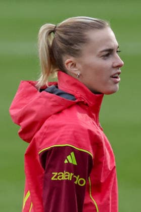 24.02.2026, xgrfx, Fussball DFB-Medientermine, Deutsche Frauennationalmannschaft - Training v.l. Laura Freigang (Deutsche Frauennationalmannschaft) (DFL DFB REGULATIONS PROHIBIT ANY USE OF PHOTOGRAPHS as IMAGE SEQUENCES and or QUASI-VIDEO) Frankfurt am Main
