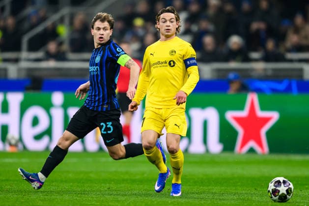 260224 NicolÃ² Barella of Inter and Patrick Berg of Bodo Glimt during the UEFA Champions League football match between Inter and Bodo Glimt on February 24, 2026 in Milan. Photo: Marius Simensen BILDBYRAN COP 238 MM0057 bbeng football fotball fotboll soccer uefa champions league mesterligaen bodo glimt inter fc internazionale milano Copyright: MARIUSxSIMENSEN BB260224BB398