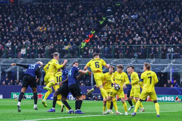 FC Internazionale vs FK Bodo Glimt - UEFA Champions League 2025 26 League Knockout Play-off Second Leg - 24 02 2026 Manuel Akanji of FC Internazionale seen in action during UEFA Champions League 2025 26 League Knockout Play-off Second Leg football match between FC Internazionale and FK Bodo Glimt at San Siro Stadium in Milan Copyright: xBEAUTIFULxSPORTS Carabellix