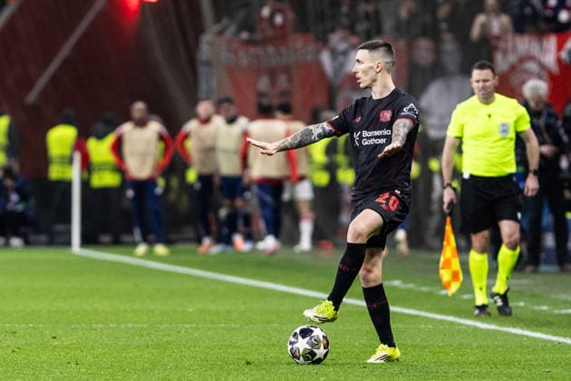 UEFA Champions League: Bayer 04 Leverkusen - Olympiacos FC; 24.02.2026 Alejandro Grimaldo (Bayer 04 Leverkusen, 20) UEFA Champions League: Bayer 04 Leverkusen - Olympiacos FC; BayArena, Leverkusen; 24.02.2026 Copyright: xBEAUTIFULxSPORTS Buriakovx