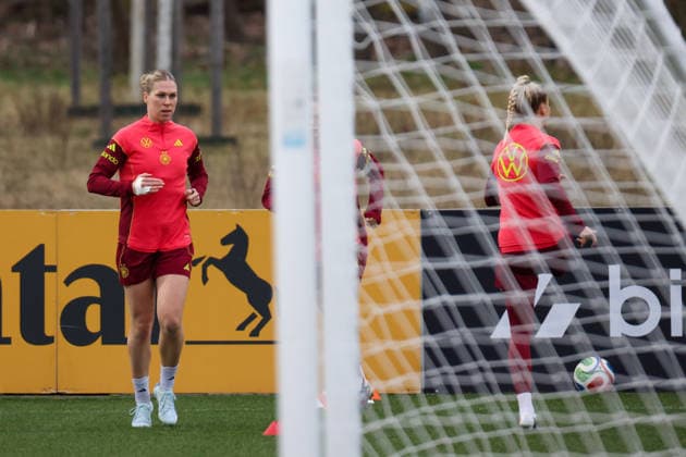 Frankfurt am Main, Deutschland 24. Februar 2026: Vorbereitung auf das Frauen WM-Qualifikationsspiel Deutschland vs. Slovenien - Training Im Bild: Rebecca Knaak (Deutschland) Copyright: HMBxMedia MadeleinexFantini
