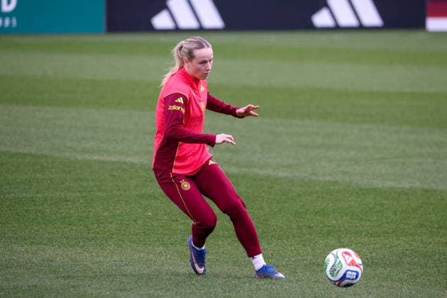 Frankfurt am Main, Deutschland 24. Februar 2026: Vorbereitung auf das Frauen WM-Qualifikationsspiel Deutschland vs. Slovenien - Training Im Bild: Franziska Kett (Deutschland) Copyright: HMBxMedia MadeleinexFantini