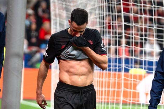 UEFA Champions League 2025 2026 Bayer 04 Leverkusen vs. Olympiakos Piräus, Play-Offs Rückrunde, Dienstag, 23.02.2026 BayArena (Nordrhein-Westfalen, Deutschland) Lucas Vazquez ( 21) Verletzung verletzt raus Copyright: xCelinaxLeiersx