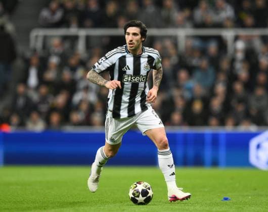 Sandro Tonali of Newcastle United Newcastle United v Qarabag, UEFA Champions League, Knockout Round Play-Offs, Second Leg, Football, St James Park, Newcastle, UK - 24 Feb 2026Newcastle St James Park Azerbaijan EDITORIAL USE ONLY No use with unauthorised audio, video, data, fixture lists, club league logos or live services. Online in-match use limited to 120 images, no video emulation. No use in betting, games or single club league player publications. Copyright: xRichardxLee Shutterstockx 16693044cp