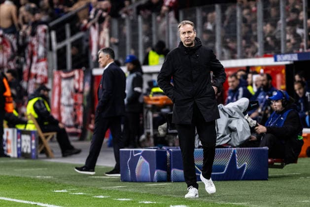 UEFA Champions League: Bayer 04 Leverkusen - Olympiacos FC; 24.02.2026 Kasper Hjulmand (Bayer 04 Leverkusen, Cheftrainer) UEFA Champions League: Bayer 04 Leverkusen - Olympiacos FC; BayArena, Leverkusen; 24.02.2026 Copyright: xBEAUTIFULxSPORTS Buriakovx