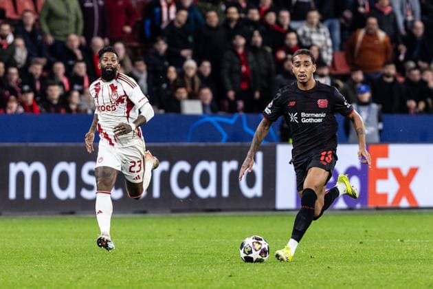 UEFA Champions League: Bayer 04 Leverkusen - Olympiacos FC; 24.02.2026 Arthur (Bayer 04 Leverkusen, 13) UEFA Champions League: Bayer 04 Leverkusen - Olympiacos FC; BayArena, Leverkusen; 24.02.2026 Copyright: xBEAUTIFULxSPORTS Buriakovx