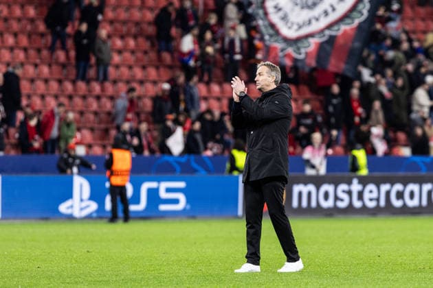 UEFA Champions League: Bayer 04 Leverkusen - Olympiacos FC; 24.02.2026 Kasper Hjulmand (Bayer 04 Leverkusen, Cheftrainer) UEFA Champions League: Bayer 04 Leverkusen - Olympiacos FC; BayArena, Leverkusen; 24.02.2026 Copyright: xBEAUTIFULxSPORTS Buriakovx